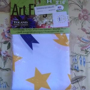 Toland Home Garden Art Flag